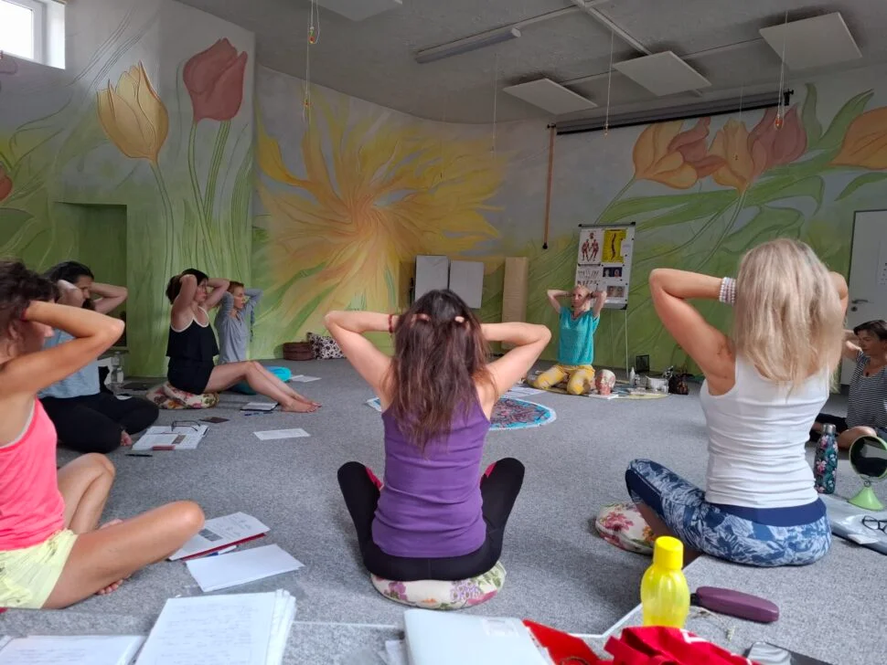 Školení lektorek v ateliérech Yoga & Vision.